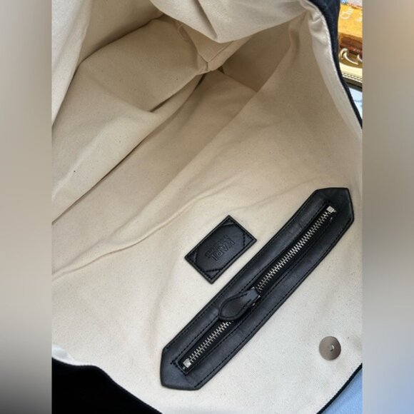 🆕 KARL LAGERFELD PARIS 🧿 NWT Black Ikonik 2.0 Tote Bag, Cartoon Karl Graphic - Picture 13 of 16